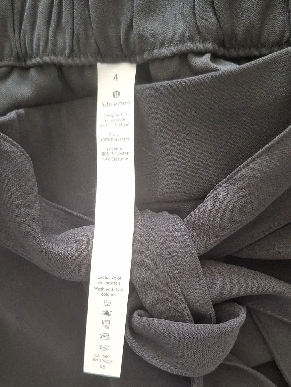 Lululemon athletica Noir Skirt Black Tie-Waist Mini